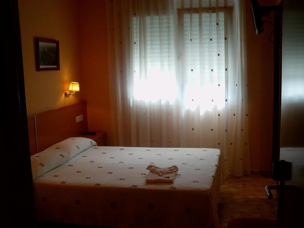 Hotel Mont-Roig Room photo