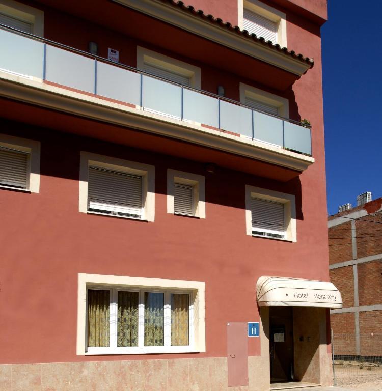 Hotel Mont-Roig Exterior photo